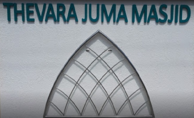 Thevara Juma Masjid, MOSQUE,  service in , 