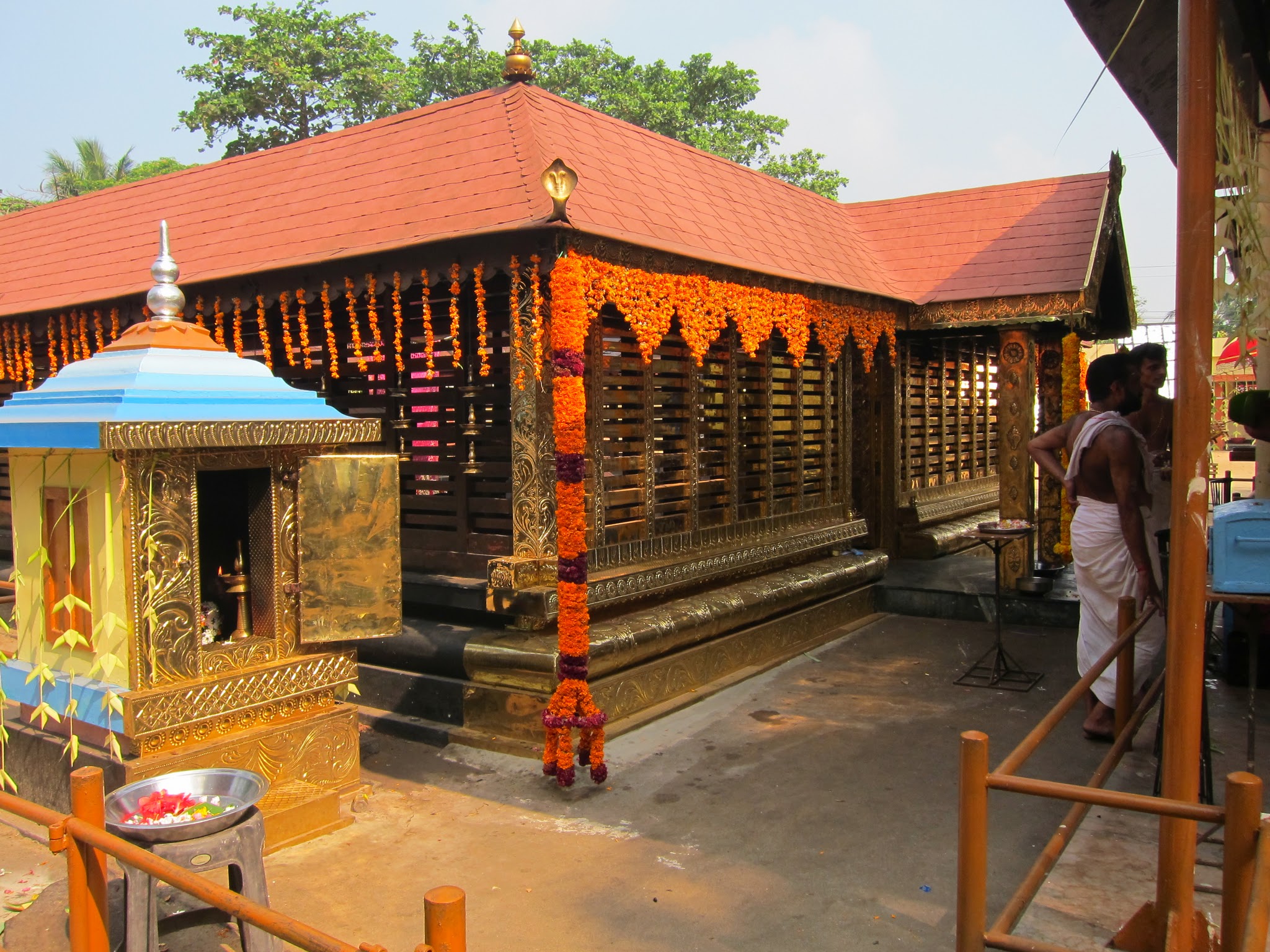 KOTTANKULANGARA DEVI TEMPLE, TEMPLE,  service in , 